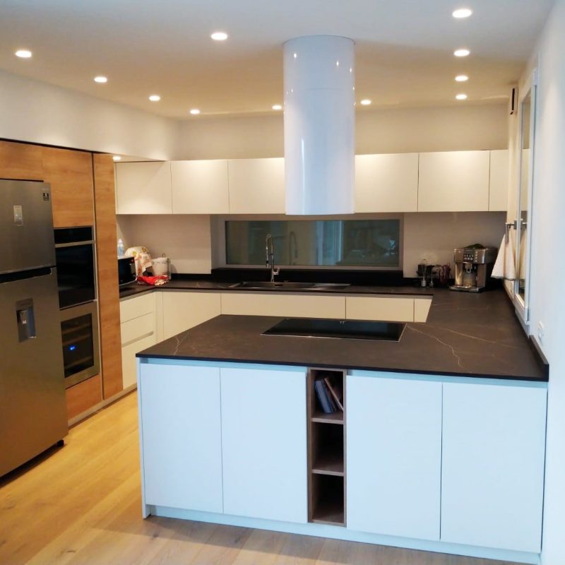 Interior design project for a minimal-style peninsula kitchen